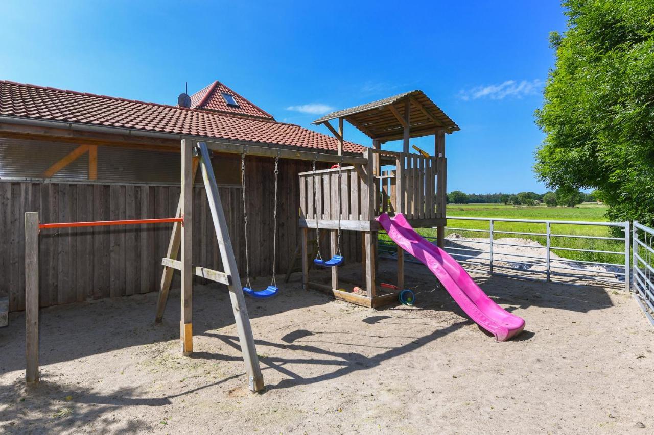 Ferienwohnung Muehlenblick Auf Dem Ferienhof Eschen Moorweg Exterior foto